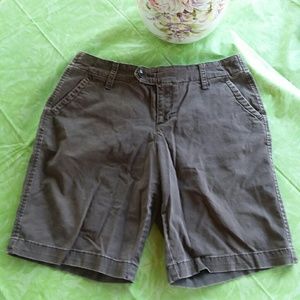 🤩 3 for $15!!! 🤩 St. John's Bay Shorts